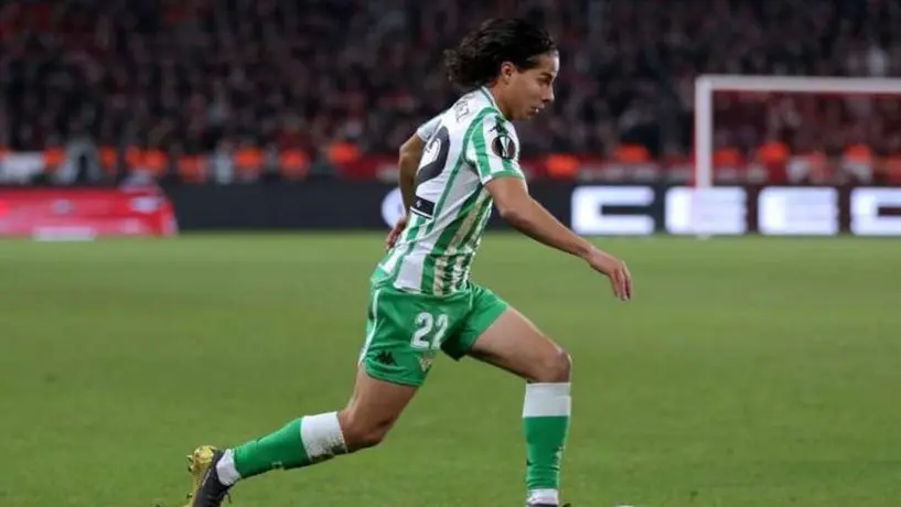 Diego Lainez: Considerado en el equipo de Futuras Estrellas del FIFA 21