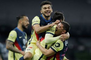 Un buen fan se previene y viaja con su equipo a donde sea
