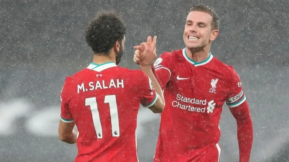 Premier League: Liverpool volvió a la senda del triunfo en Liga al vencer al Tottenham