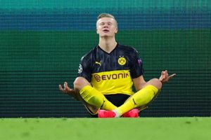 VIDEO: Erling Haaland posó con una playera del Corinthians