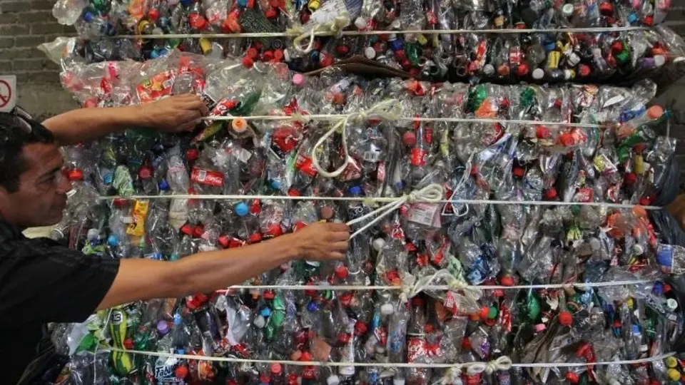 ¿Qué plásticos ya no se podrán usar en CDMX?