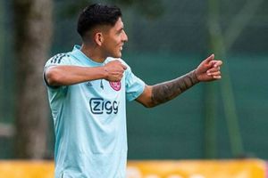 Video: Edson Álvarez mostró sus mejores pasos de baile en entrenamiento del Ajax