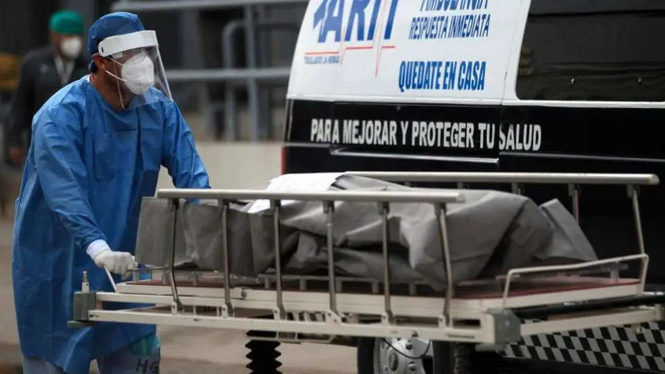 México alcanzó un millón 886 mil 245 infectados de coronavirus; muertes ascienden a 161 mil 240