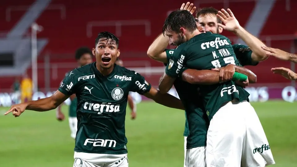 Libertadores: Palmeiras goleó a River Plate y pone pie y medio en la Final