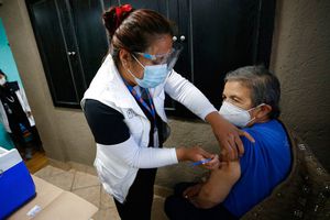 México alcanzó 2 millones 43 mil 632  infectados de coronavirus; muertes ascienden a 180 mil 536