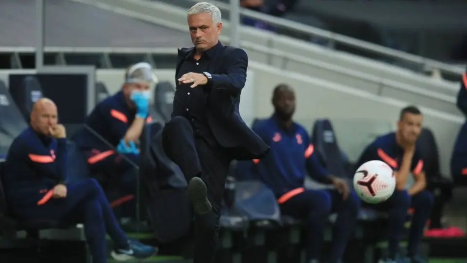 Tottenham: Mourinho confía en que Bale acorte el tiempo de recuperación de su lesión