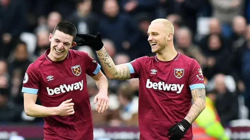 West Ham: Exactriz de cine para adultos fue nombrada directiva de los Hammers