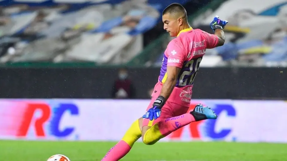 Pumas: Julio González, el 'discípulo' de Oswaldo Sánchez que suplirá a Talavera en la UNAM