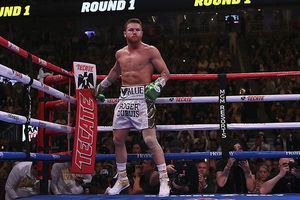 Benavidez sobre Canelo Álvarez: 'Tengo un título que él quiere y puedo ganarle'