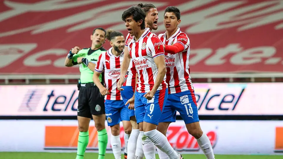 Vucetich sobre el gol de JJ Macías: 'Fue un premio a su perseverancia'