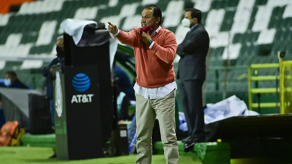 Jesús Corona: 'Reynoso sabe lo que es Cruz Azul y lo que necesita'