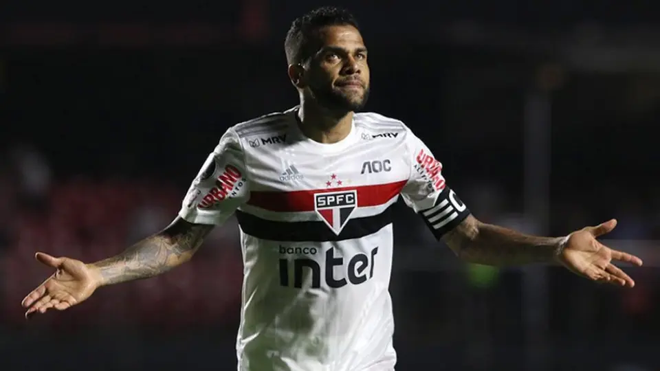 Dani Alves: Condenan a un año de prisión al hombre que robó en casa del brasileño