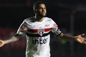 Dani Alves: Condenan a un año de prisión al hombre que robó en casa del brasileño