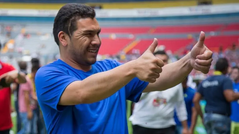 Óscar Ruggeri recordó enfrentamiento con Salvador Cabañas: 'Donde la pare lo parto'