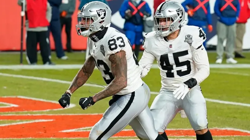 Raiders cierra de forma decorosa la campaña con remontada ante Denver