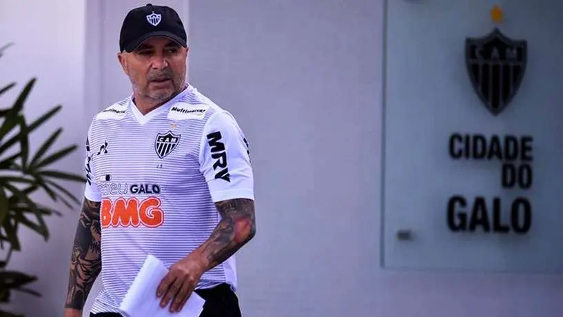 Jorge Sampaoli se convirtió en papá a los 60 años
