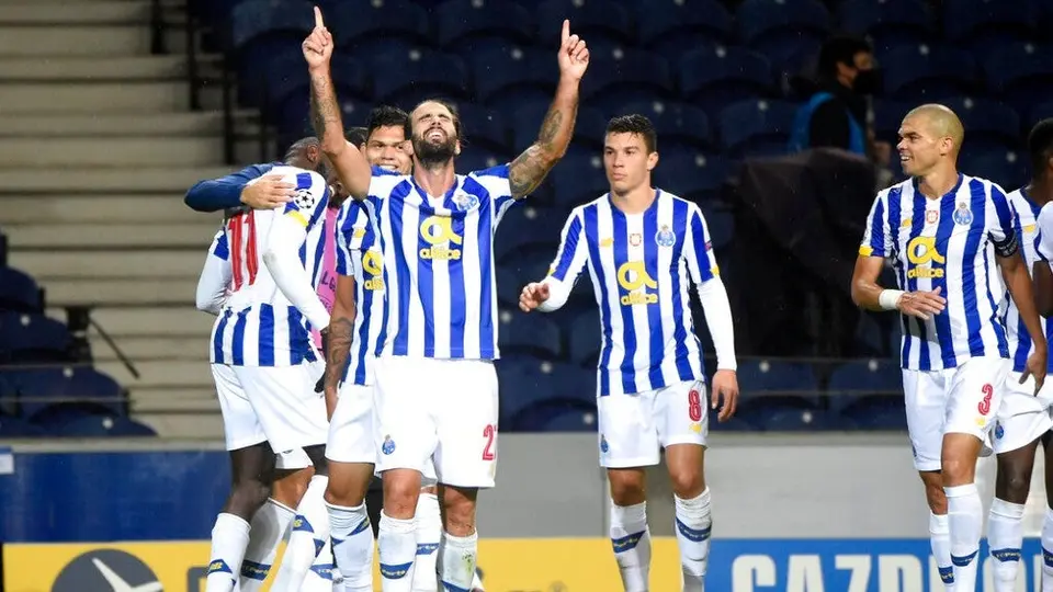 Tecatito Corona: Porto buscará este viernes tres puntos más ante el Paços de Ferreira