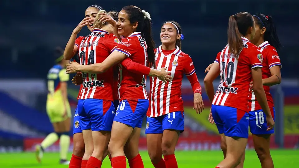 Édgar Mejía tras victoria de Chivas sobre América: 'Les pedí que brillaran, queremos llegar a la Final'