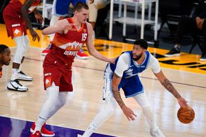 NBA: Anthony Davis no sufrió desgarre de tendón de Aquiles