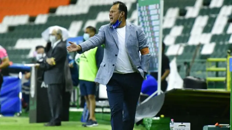 Puebla: Juan Reynoso deja de ser el DT de La Franja