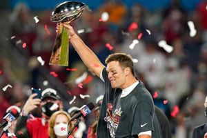 Tom Brady: Artículos autografiados por el QB de Buccaneers duplicaron su valor en 4 años