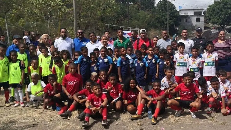 Pumas: Gabriel Tores, el refuerzo que ayuda a niños de escasos recursos con su fundación