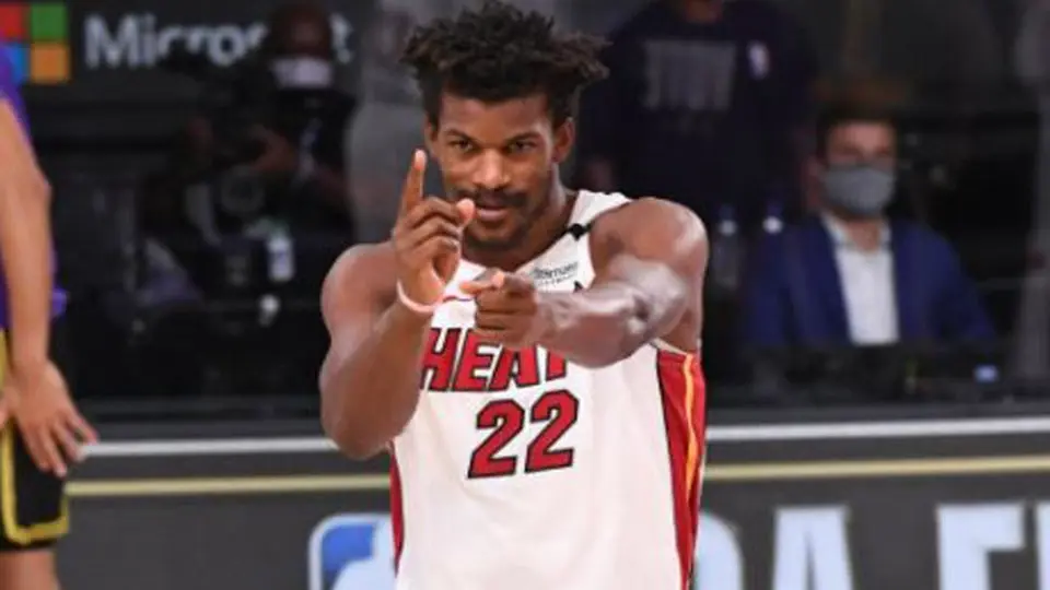 NBA: Jimmy Butler comandó dramática victoria de Miami Heat sobre Lakers en juego 5