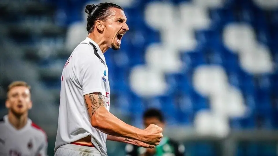 Ibrahimovic sobre su retiro: '¿Crees que estoy acabado? Solo estoy calentando'