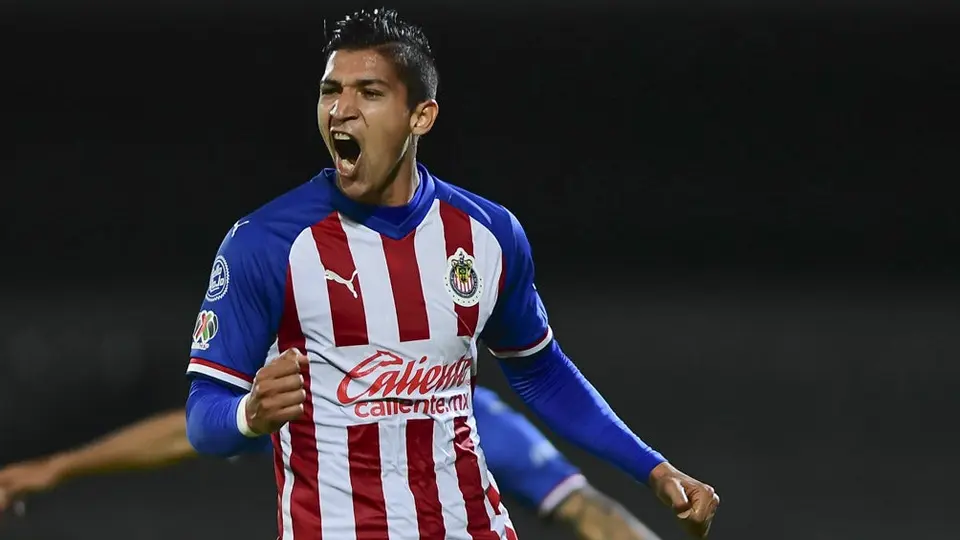 Ángel Zaldívar: "Chivas es contendiente para el título"