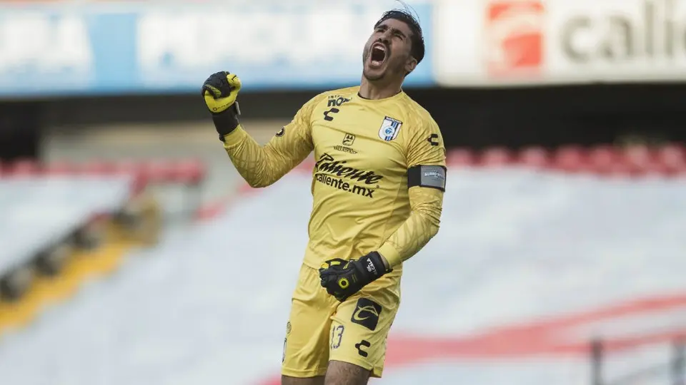 Querétaro: Gil Alcalá pidió un protocolo de conmociones en la Liga MX
