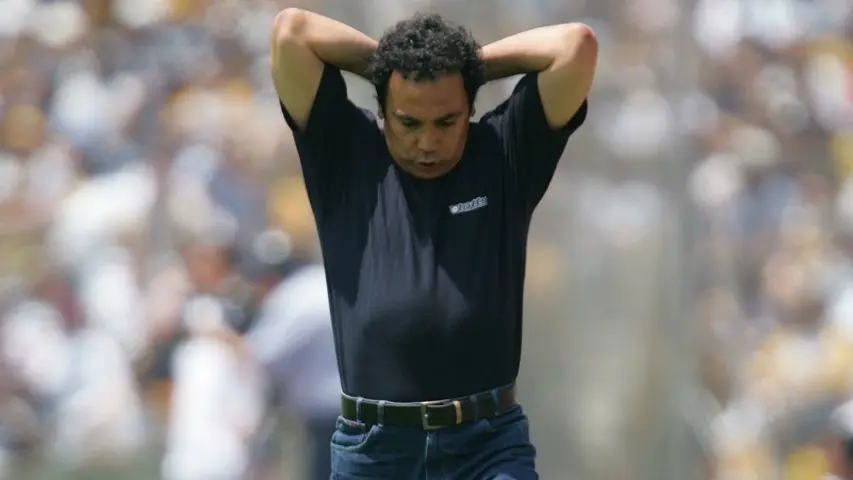 Hugo Sánchez en partido con Pumas | MEXSPORT