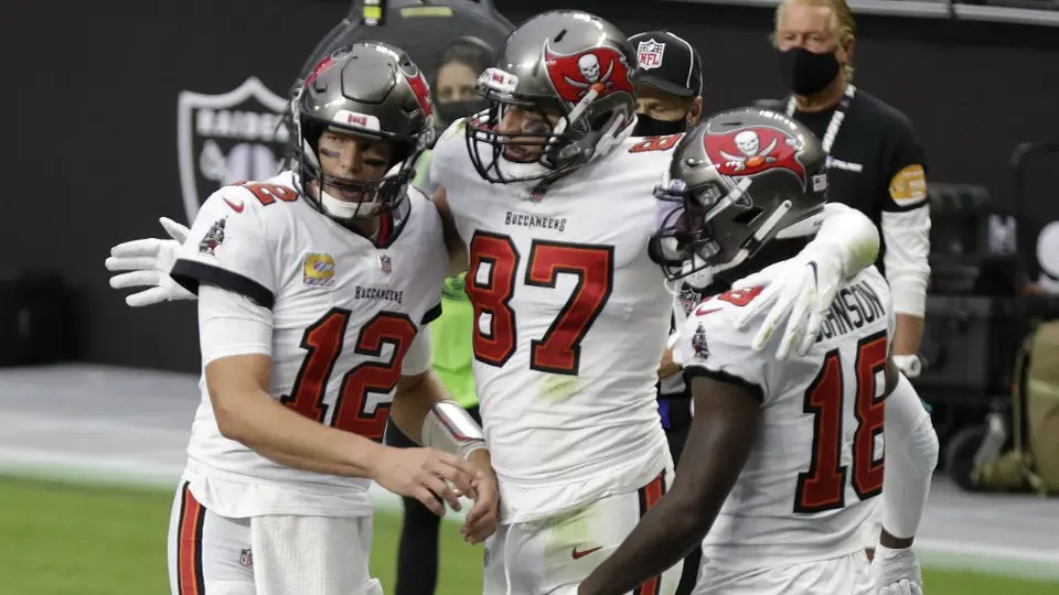 NFL: Buccaneers derrotó a Raiders de la mano de Tom Brady y sumó su quinta victoria