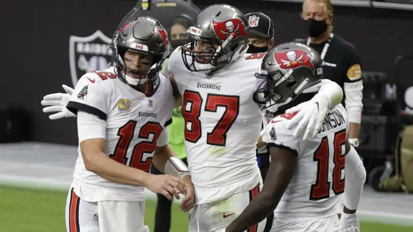 NFL: Buccaneers derrotó a Raiders de la mano de Tom Brady y sumó su quinta victoria