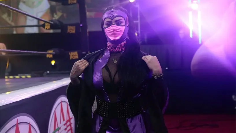 Lady Shani: "Hago hasta lo imposible para ayudar a la gente"