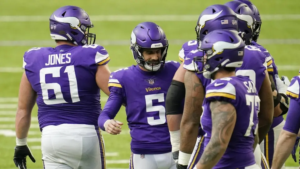 NFL: Vikings remontó a Panthers de último minuto de la mano de Chad Beebe