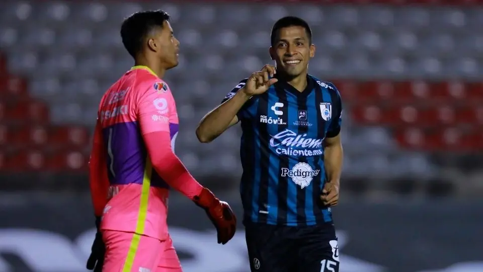 Pumas sufrió su primera derrota del torneo al caer en su visita al Querétaro