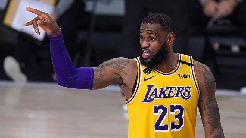 Lakers derrotó a Rockets y está a una victoria de la Final del Oeste