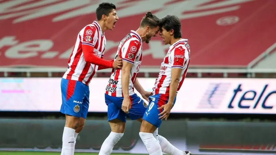 Chivas: Con gol de último minuto de Macías, el Rebaño rescató el empate vs Necaxa