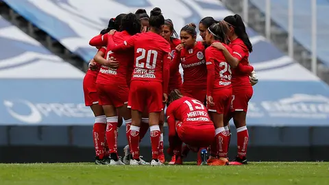 Liga MX Femenil: Portera de Toluca propinó fuerte golpe a delantera de Puebla