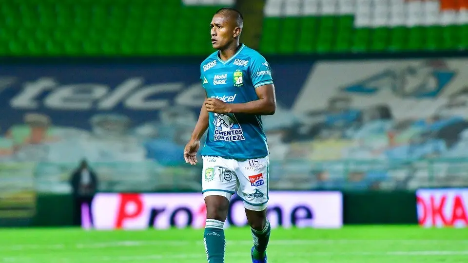 América: Pedro Aquino avanza como refuerzo; Oso González iría a León