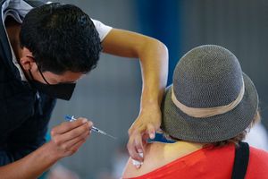 Estados Unidos planea enviar 2.5 millones de dosis de la vacuna AstraZeneca a México