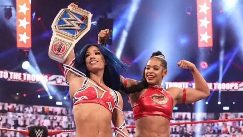 Sasha Banks y Bianca Belair en Smackdown | WWE