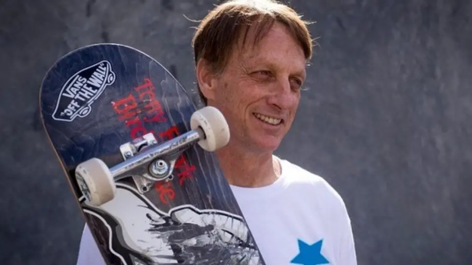 Video: Tony Hawk sorprendió con espectacular 720 a sus 52 años