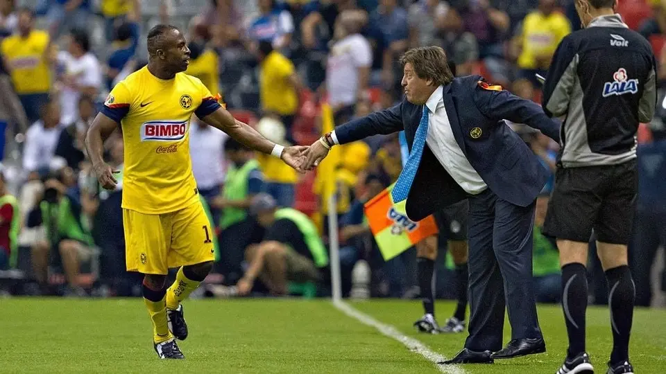 Piojo Herrera: 'Chucho Benítez es el mejor delantero que he dirigido'