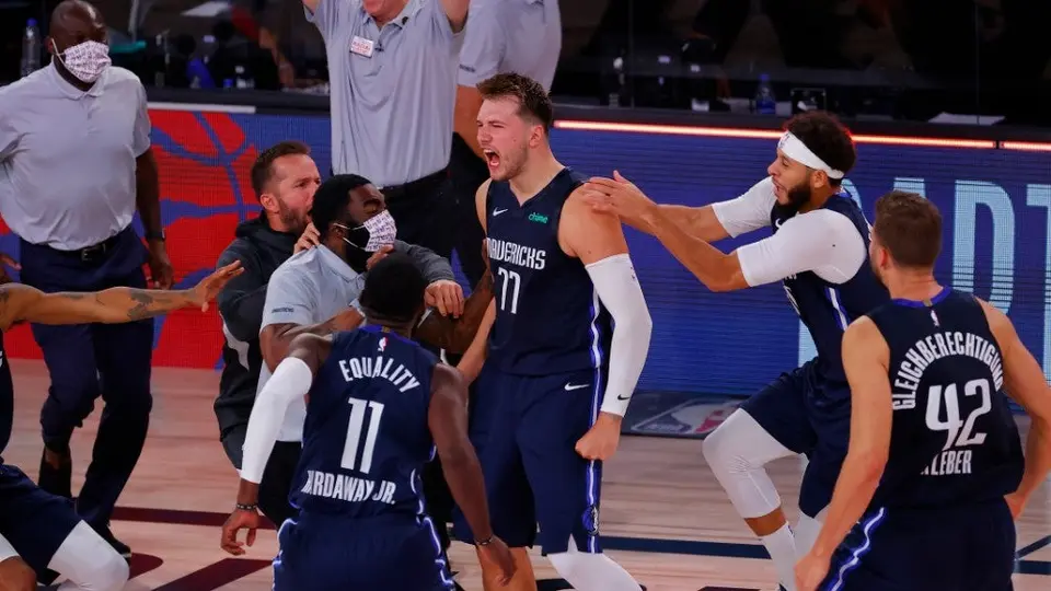 Mavericks igualan la serie con agónica victoria ante Clippers