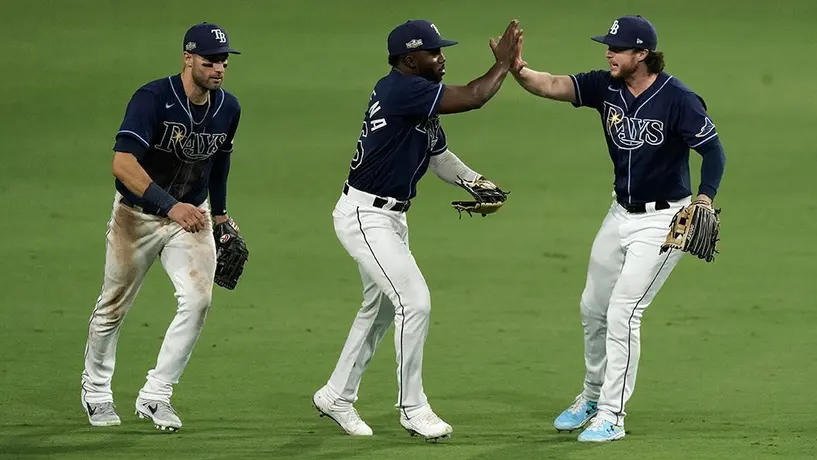 Rays resistió reacción de Yankees y empató la serie