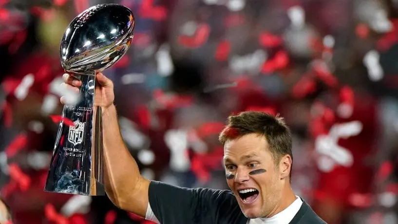 NFL: Gerente de los Buccaneers respondió a hija del diseñador del Vince Lombardi