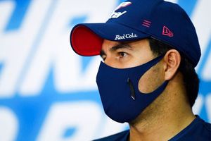 Checo Pérez: Una falla en el motor lo dejó fuera de podio a tres vueltas de terminar