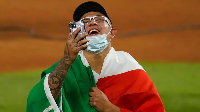Julio Urías reveló que su sueño es jugar en la Liga Mexicana del Pacífico