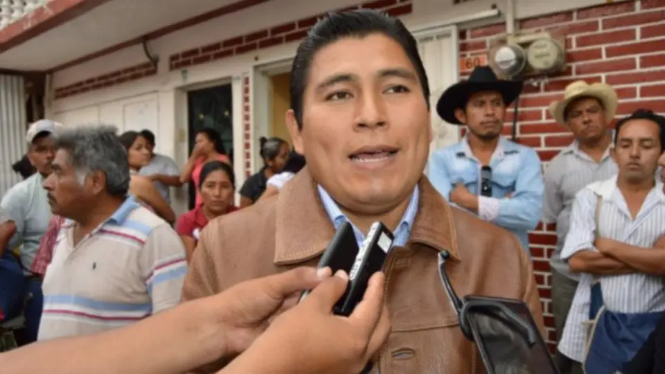 Video: Alcalde de Veracruz recomendó 'hacer el amor' para evitar contagios de Covid-19